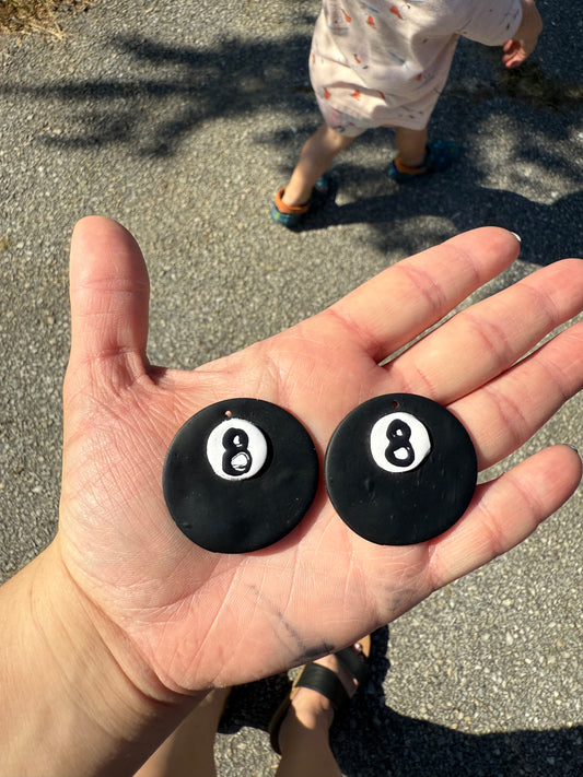 8 balls last pair! - see description